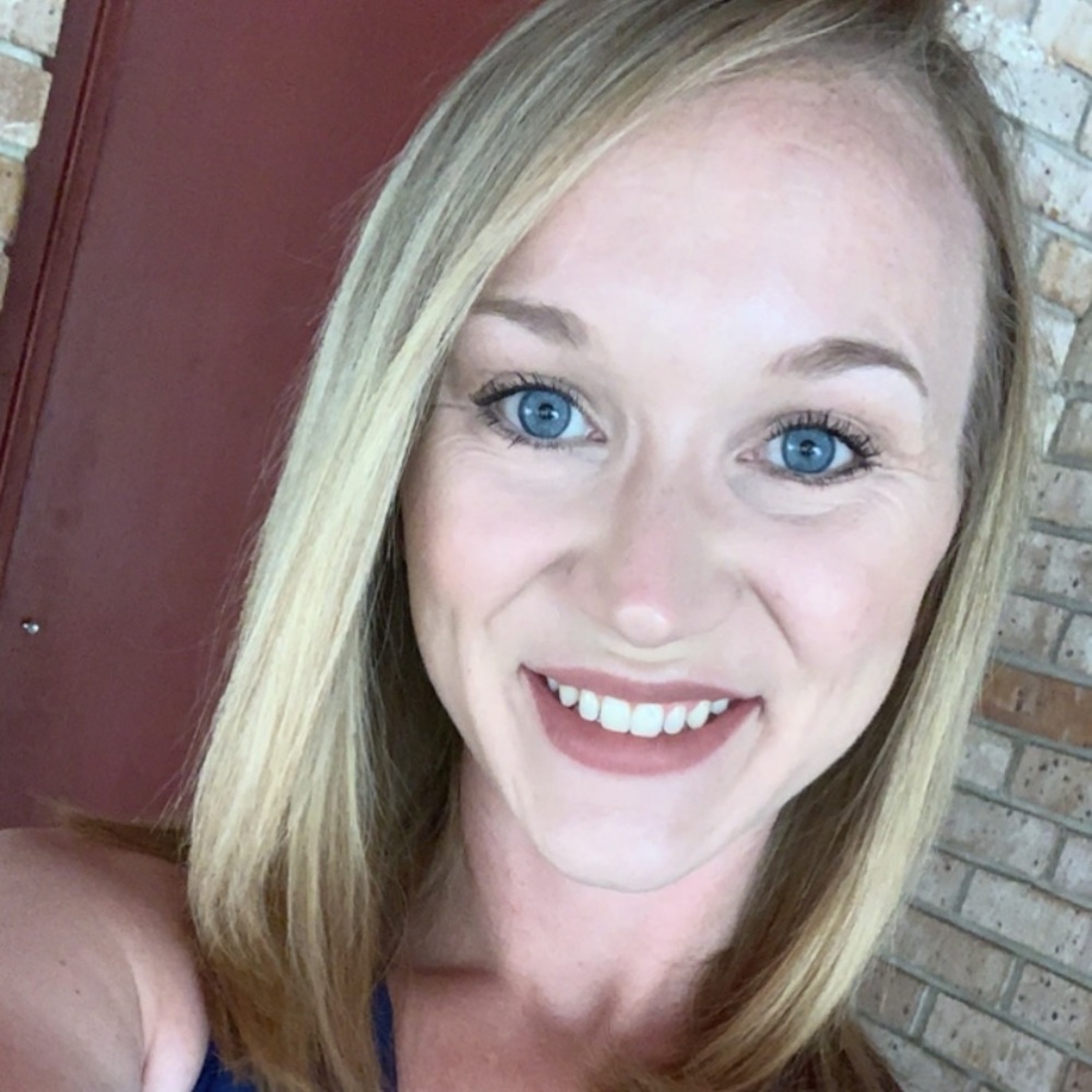 Meet your Posher, Casey